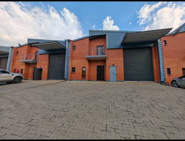 757M² WAREHOUSE TO LET IN ORMONDE